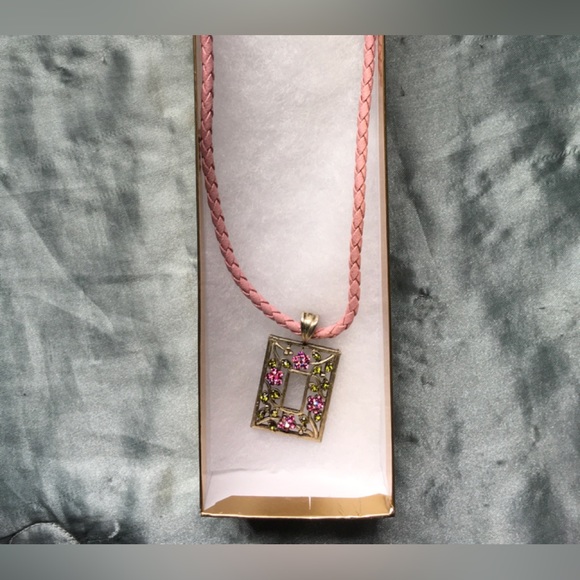 Pink necklace-sarah Coventry - Picture 2 of 11